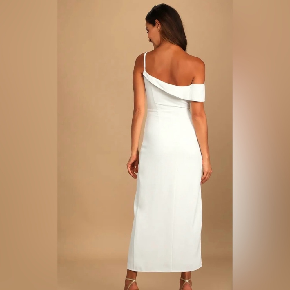 White fitted dress